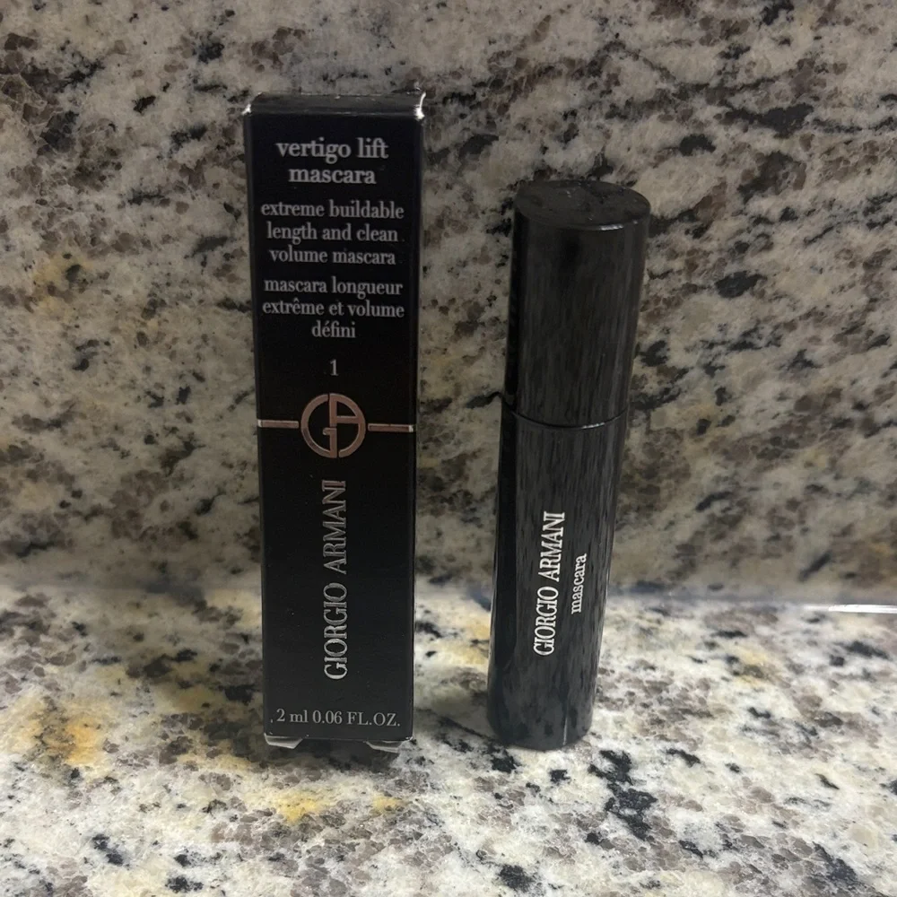 NIB Giorgio Armani Vertigo Lift Mascara - Black (Mini Size)